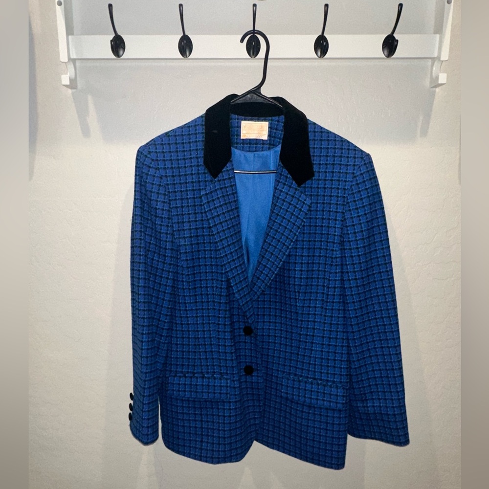 Pendleton Blue Checked Blazer With Black Velvet C… - image 1